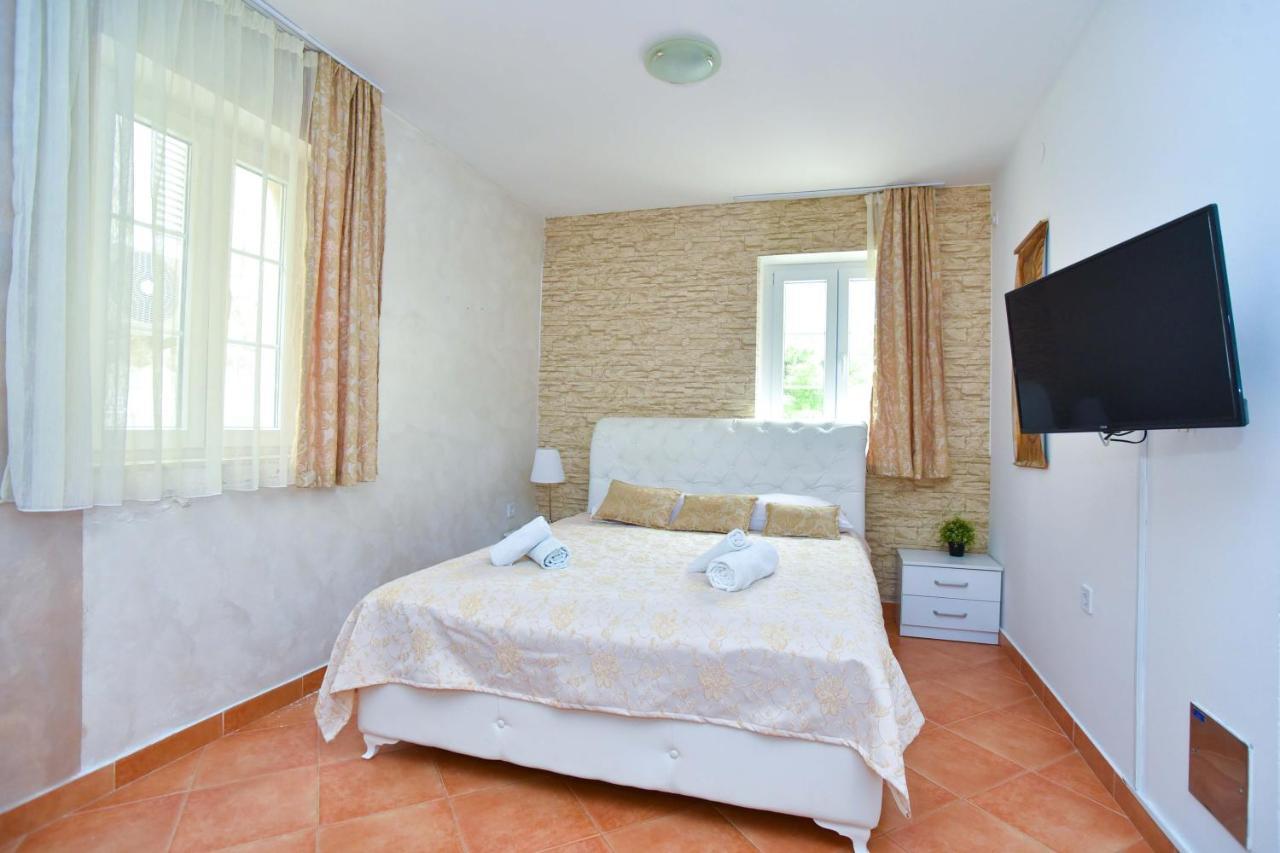 St. Nicola'S Apartments Budva Eksteriør bilde