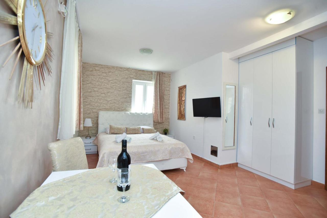 St. Nicola'S Apartments Budva Eksteriør bilde