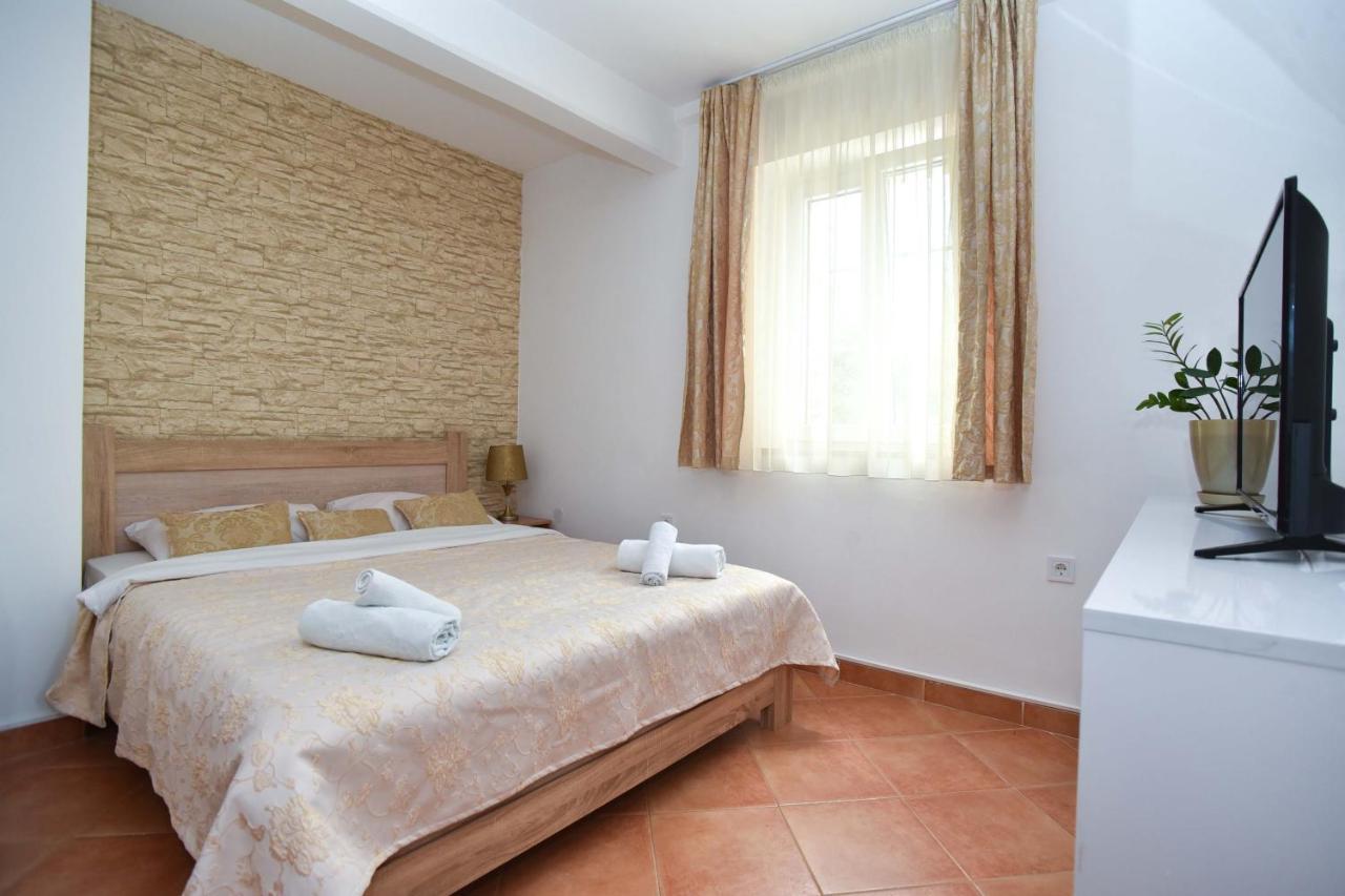St. Nicola'S Apartments Budva Eksteriør bilde